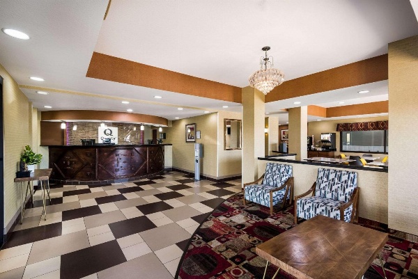 Quality Inn Des Moines image 4